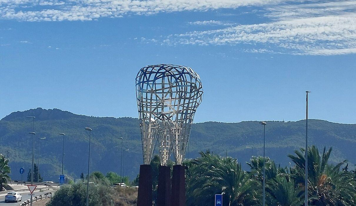 Cuéllar arranca las obras de la glorieta provisional que abrirá paso al futuro Mercadona