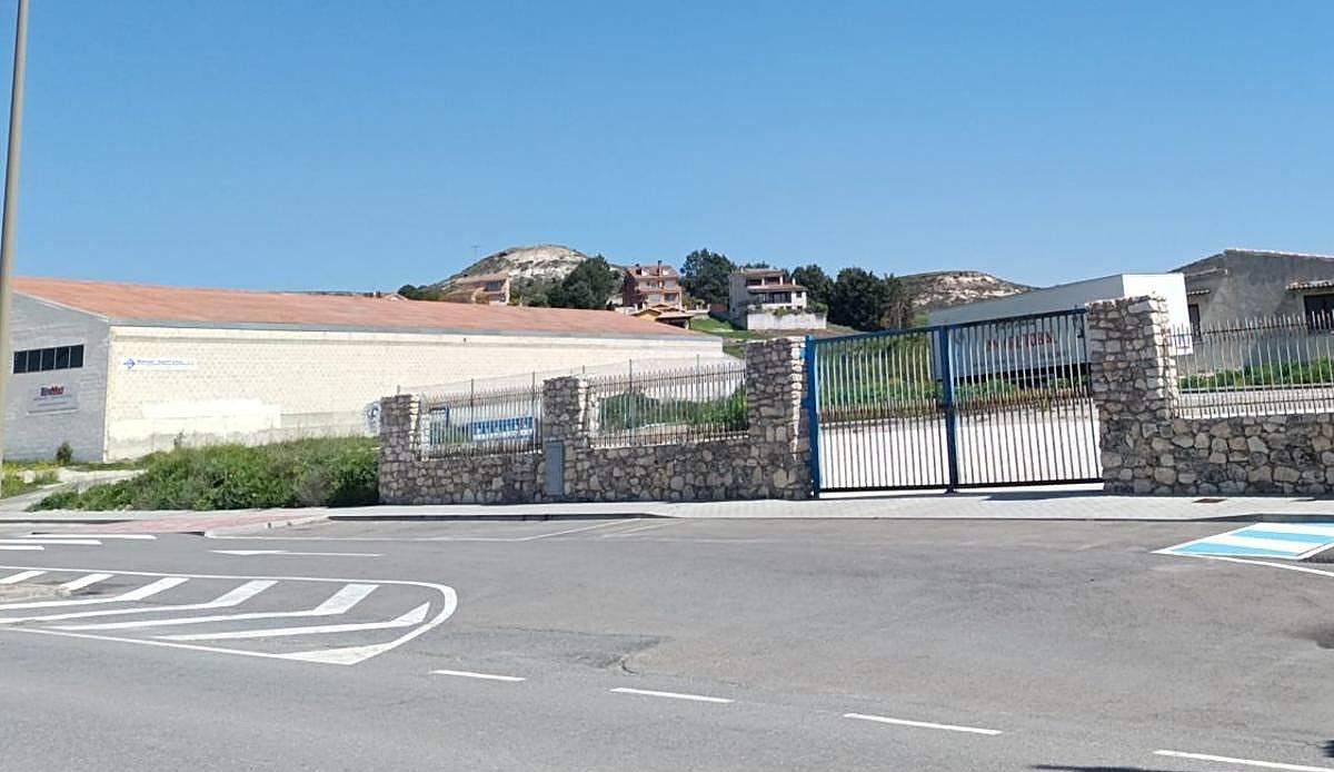 El alcalde de Cuéllar anuncia el arranque de las obras de la rotonda provisional de acceso al futuro Mercadona