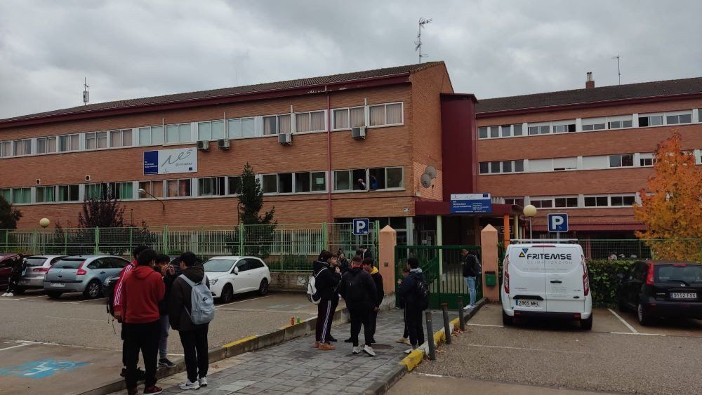 Más profesores en las aulas de Guadalajara, pero la inestabilidad y las obras pendientes siguen lastrando el arranque escolar