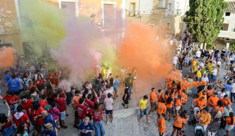Almonacid de Zorita arranca sus fiestas patronales con treinta años de peña, un emotivo homenaje y la mirada puesta en el qui