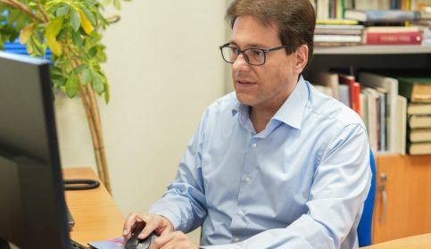 Sigüenza honra al último gran cincelador de España con una 'Maceta' que rescata un oficio a punto de desaparecer