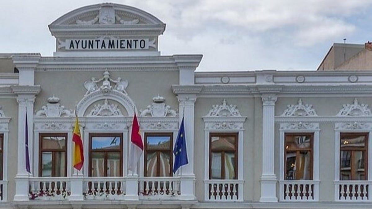 Guadalajara garantiza cuatro años de ayuda a domicilio para dependientes con un contrato de casi 7,5 millones de euros