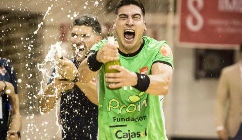 El BM Guadalajara ficha al argentino López Mon para cubrir la baja de su capitán y luchar por el ascenso