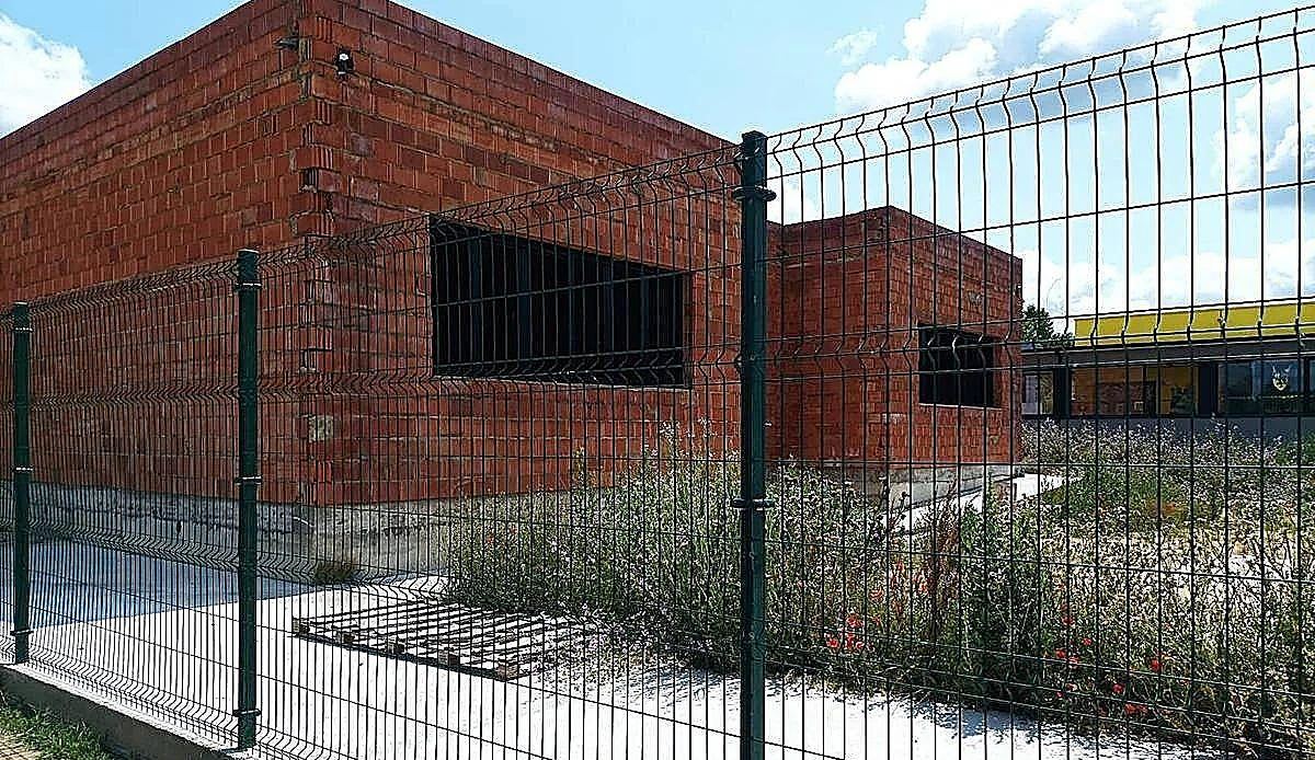 El colegio de Carbajal de la Legua vuelve a separar a sus alumnos por falta de espacio a dos días del inicio del curso