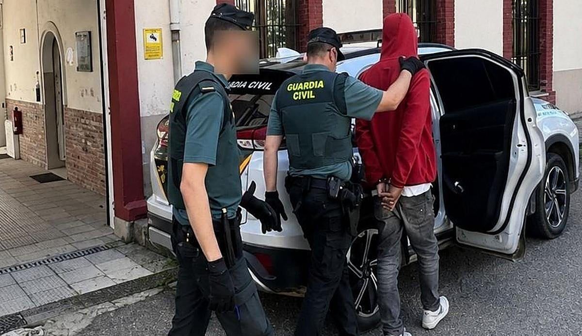 Una navaja mariposa ensombrece las fiestas de Sobrepeña: detenido el agresor tras atacar también a los guardias civiles
