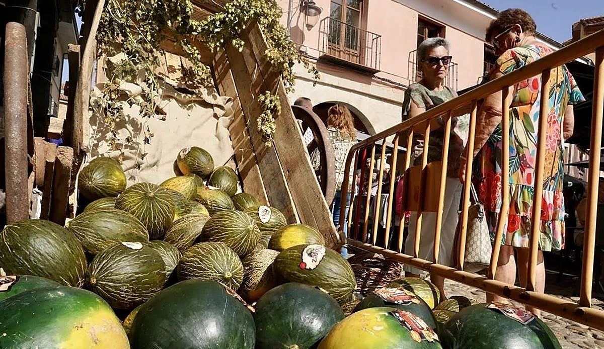 La plaza del Grano se viste de fiesta el 19 de septiembre con melón, oficios perdidos y la mítica 'Sacá de la cama'