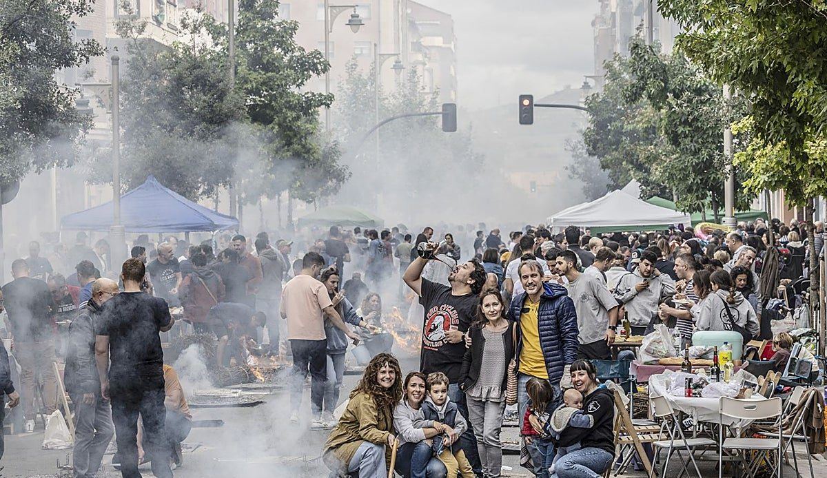 Tres minutos y sin mesas: la Exaltación de la Chuletilla de San Mateo agota todas las plazas en tiempo récord