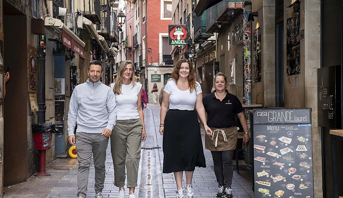 La Laurel se viste de fiesta: mil pinchos al día y cientos de bocatas para celebrar San Mateo