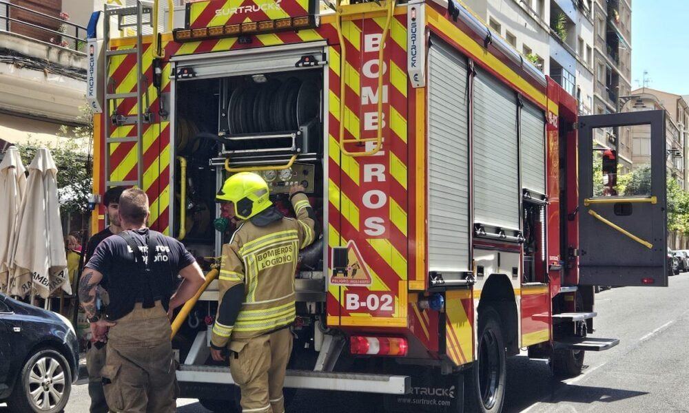 Un incendio en una cocina de Logroño deja heridos a tres vecinos, entre ellos una niña de tres años