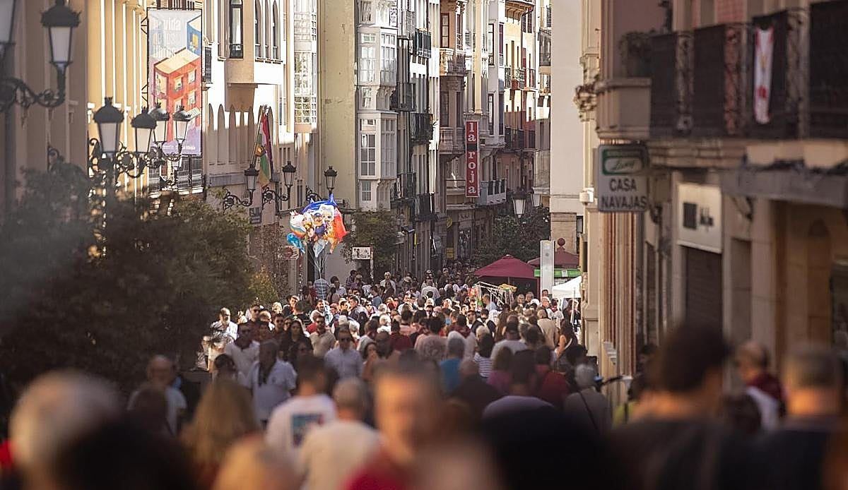 Logroño se vuelca con San Mateo entre el pisado de la uva, una corrida con dos orejas y el festín callejero