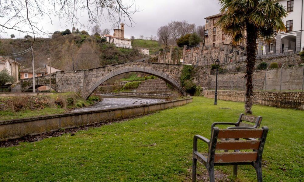 El Bus Joven conecta Logroño y la sierra con Torrecilla en Cameros este fin de semana con un 20% de descuento