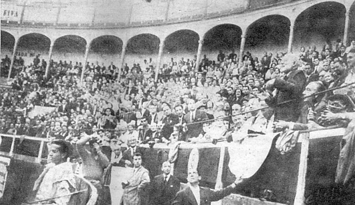 Hemingway bebió vino riojano y vibró con los toros en Logroño hace justo 70 años