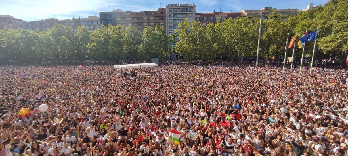 Los voluntarios que cuidan de Logroño mientras la ciudad celebra San Mateo