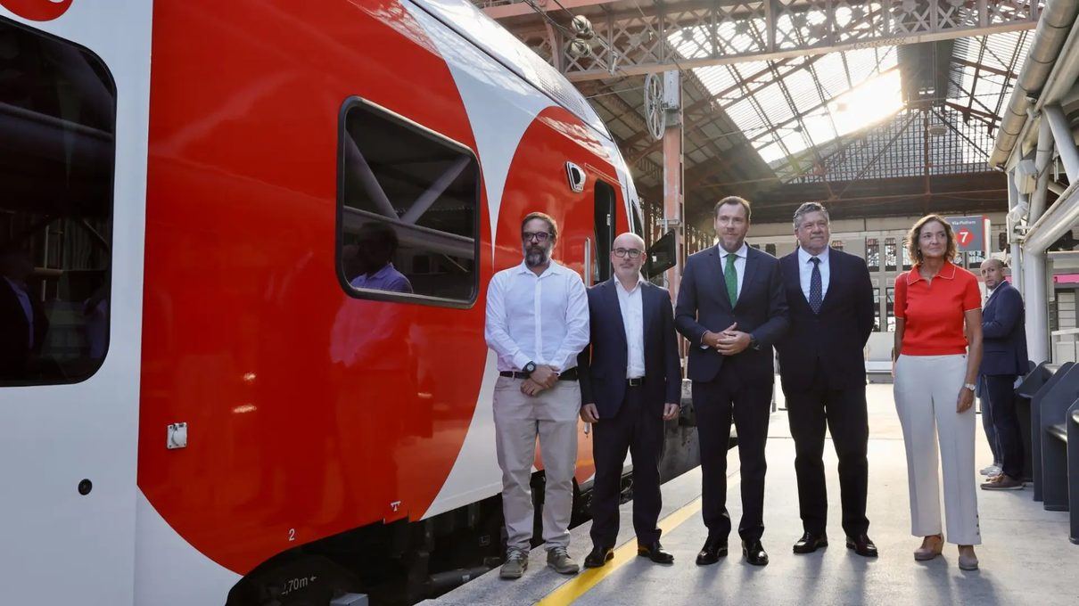 Madrid estrena los trenes de Cercanías más grandes de su historia: ocho vagones y casi 2.000 plazas para los trayectos del dí