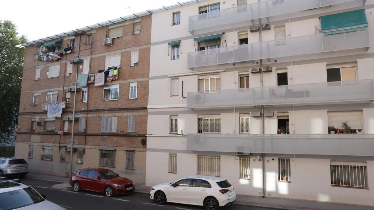 Ascensores en Carabanchel: cómo unas obras han devuelto la calle a los mayores del barrio