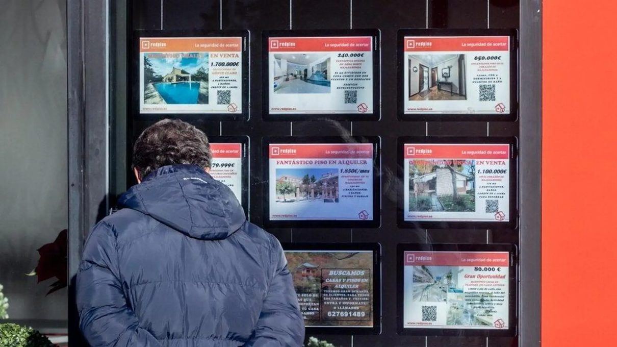 Madrid amplía su programa de avales para hipotecas: llega hasta los 50 años y abre la puerta a familias con hijos menores