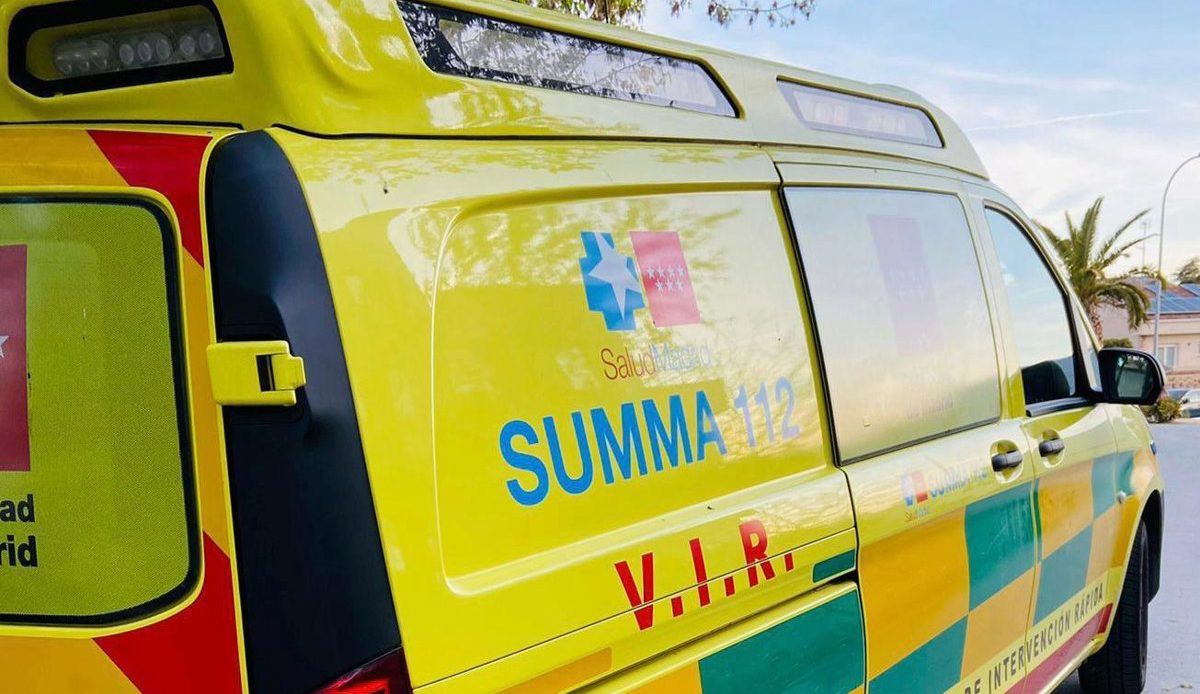 Un coche da varias vueltas de campana en la A-3 y deja a dos mujeres heridas, una en estado grave