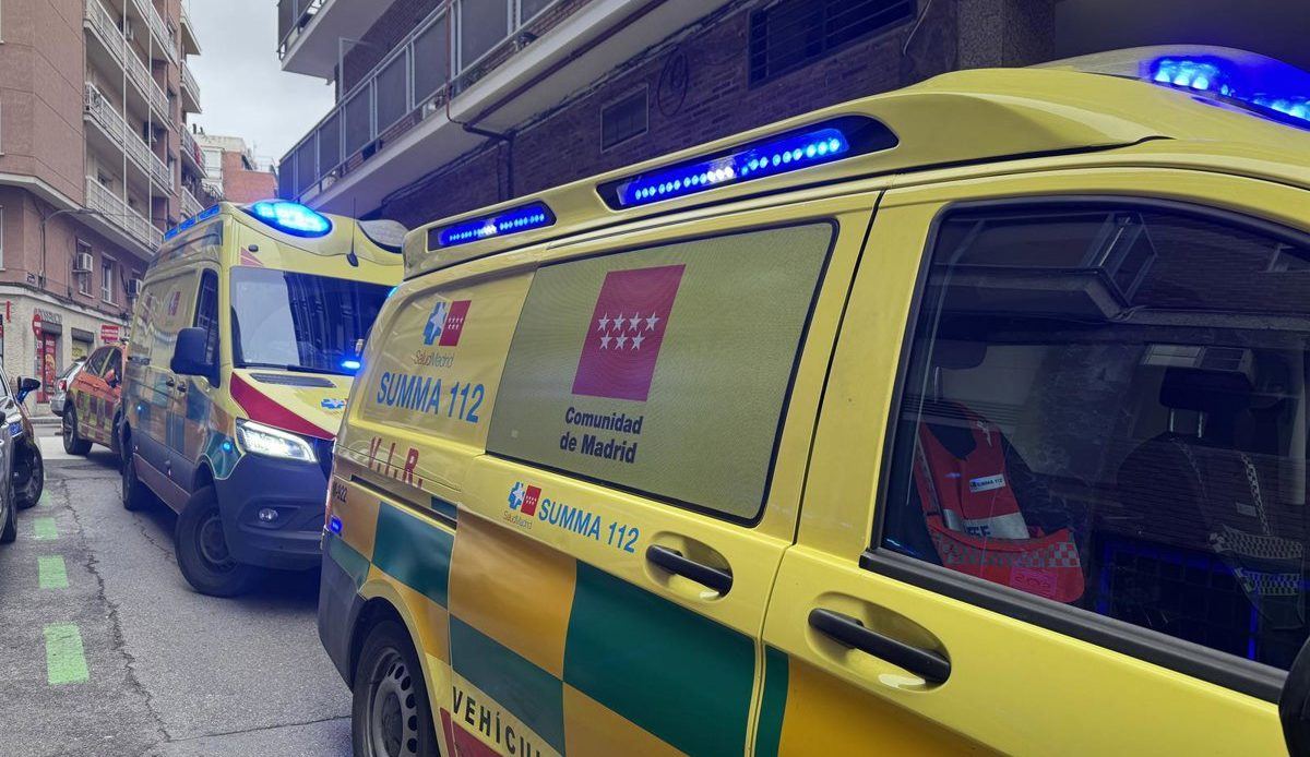 Dos caídas en plena jornada laboral dejan un muerto en Alcalá de Henares y un herido grave en Madrid