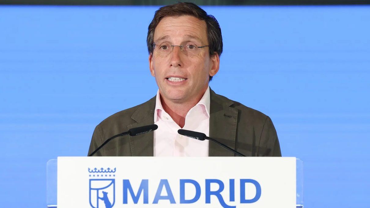 Almeida desafía al Gobierno y llama a los madrileños a llenar Cibeles en apoyo a Ceuta