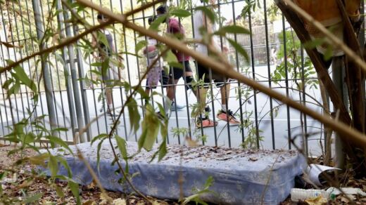 El Ayuntamiento levanta 912 asentamientos de sin techo en la capital y amplía la red de acogida hasta 1.400 plazas