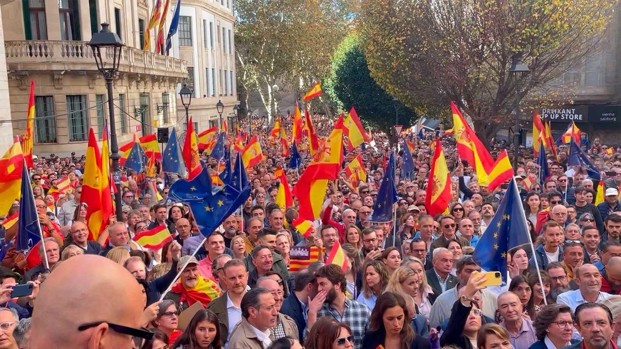 Palma se suma al grito de más de 300 ciudades españolas en defensa de Ceuta y contra la respuesta del Ejecutivo