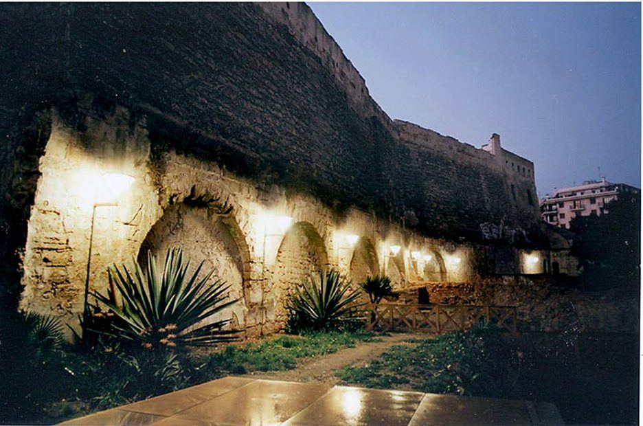 Las obras devuelven la vida a uno de los muros históricos más emblemáticos del casco antiguo de Palma