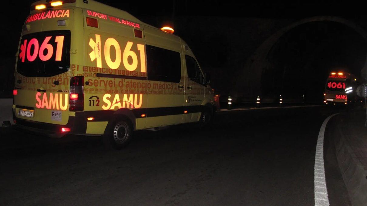 Un joven extranjero de 29 años muere atropellado en plena madrugada frente a una discoteca de Palma