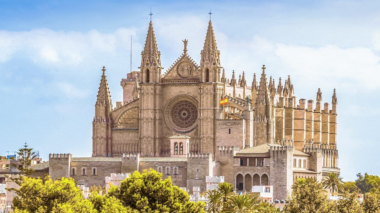 El calor aprieta en Mallorca: la Aemet activa la alerta amarilla con hasta 36 grados en el interior de la isla
