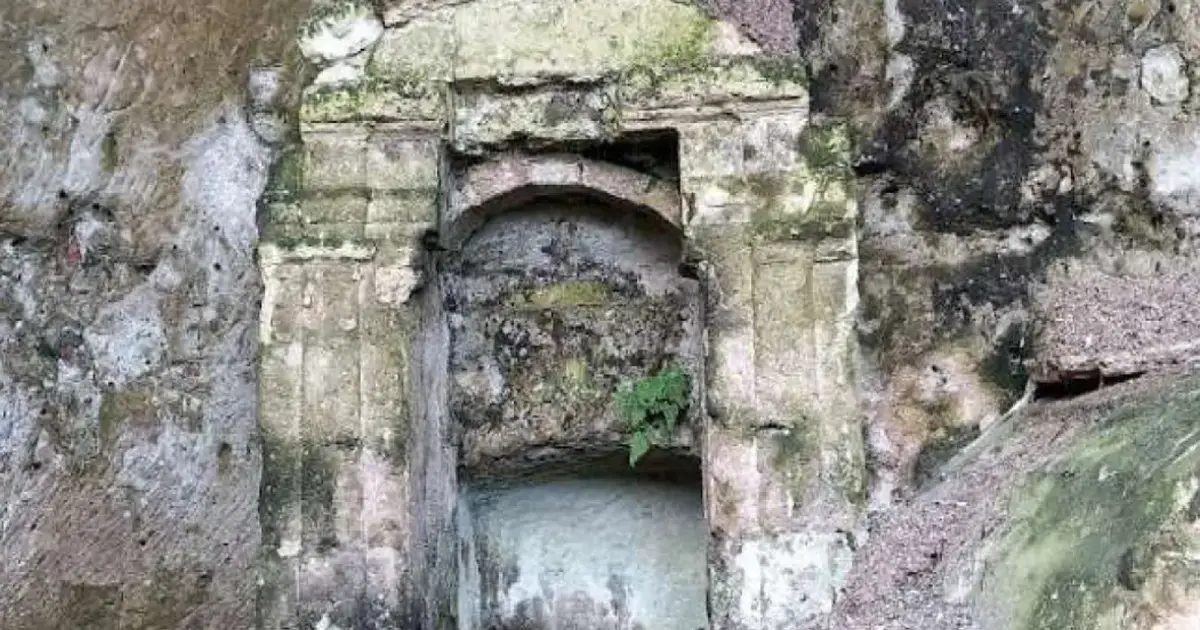 Alarma por el deterioro del Ninfeo romano de Cala Figuera: en riesgo una de las obras portuarias más antiguas de Europa