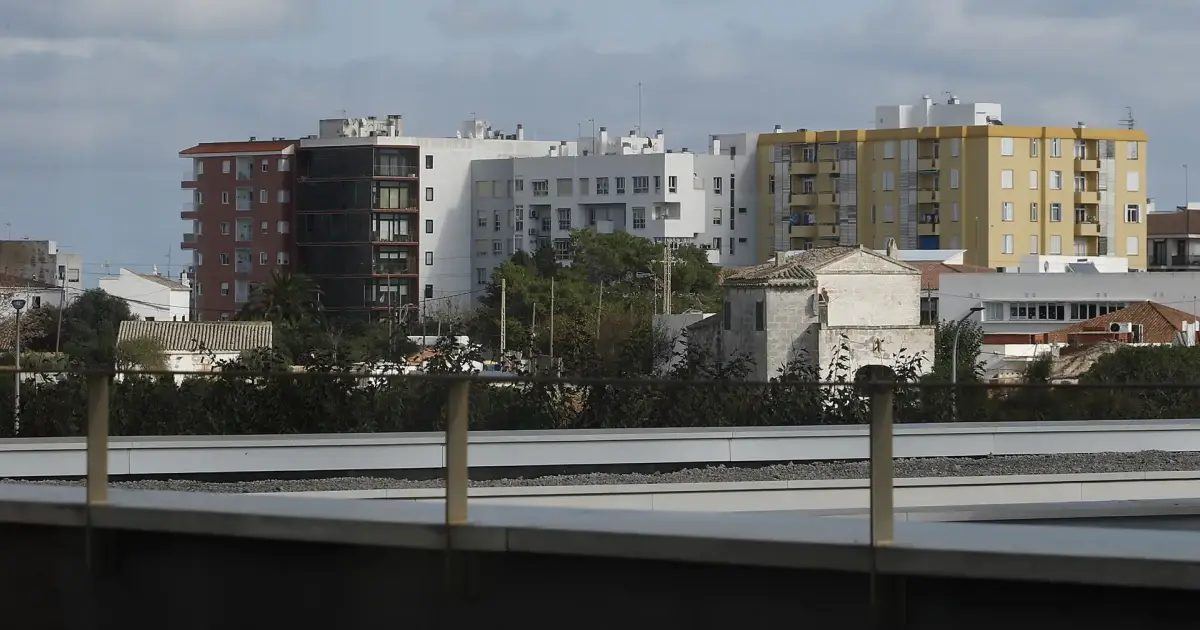 Seis multas en dos años: la crisis de la vivienda en Menorca con una inspección casi invisible
