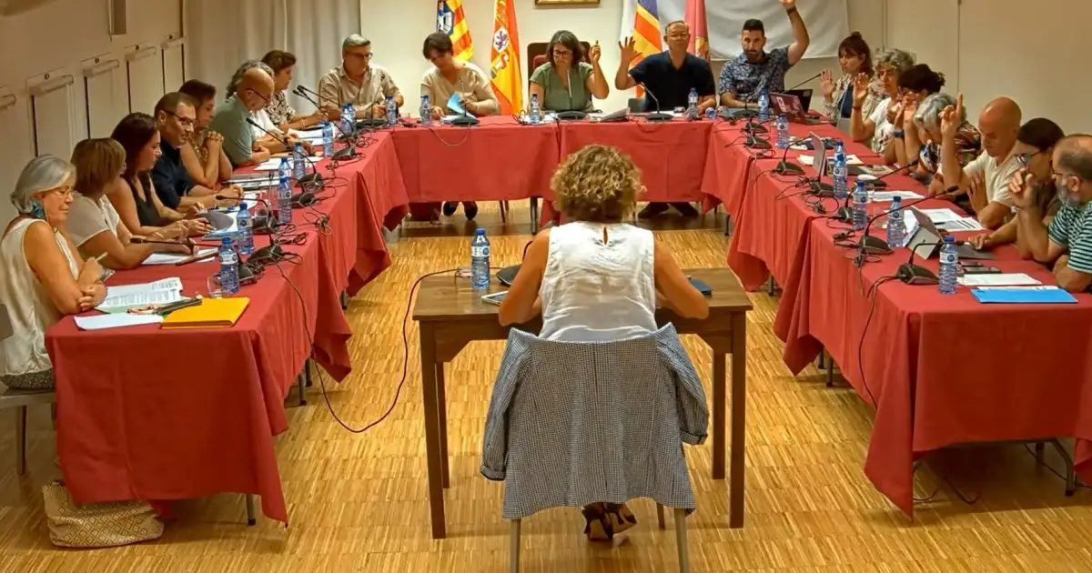 La alcaldesa de Ciutadella defiende con orgullo la peatonalización de Es Born frente a las críticas del PP
