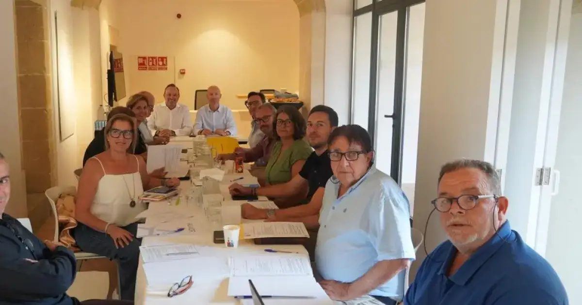 Menorca moderniza su gestión del agua con 250.000 euros para contadores inteligentes en todos sus municipios
