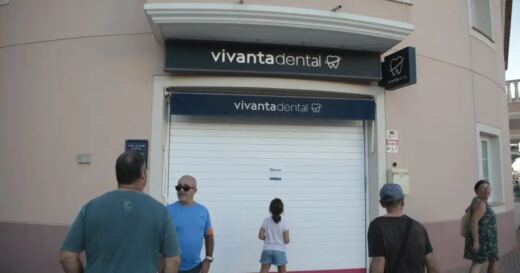 El cierre repentino de Vivanta en Es Mercadal deja a pacientes menorquines con miles de euros perdidos y sin dentista