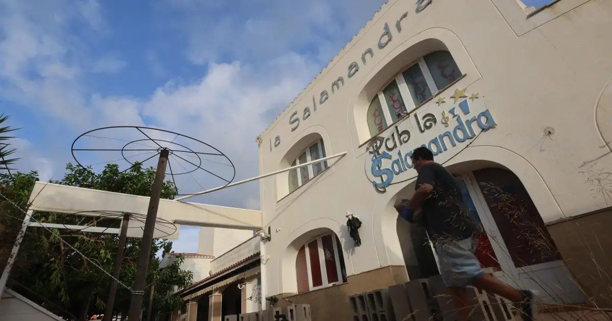 Cala en Porter transformará su edificio más abandonado en un centro deportivo y social para sus vecinos