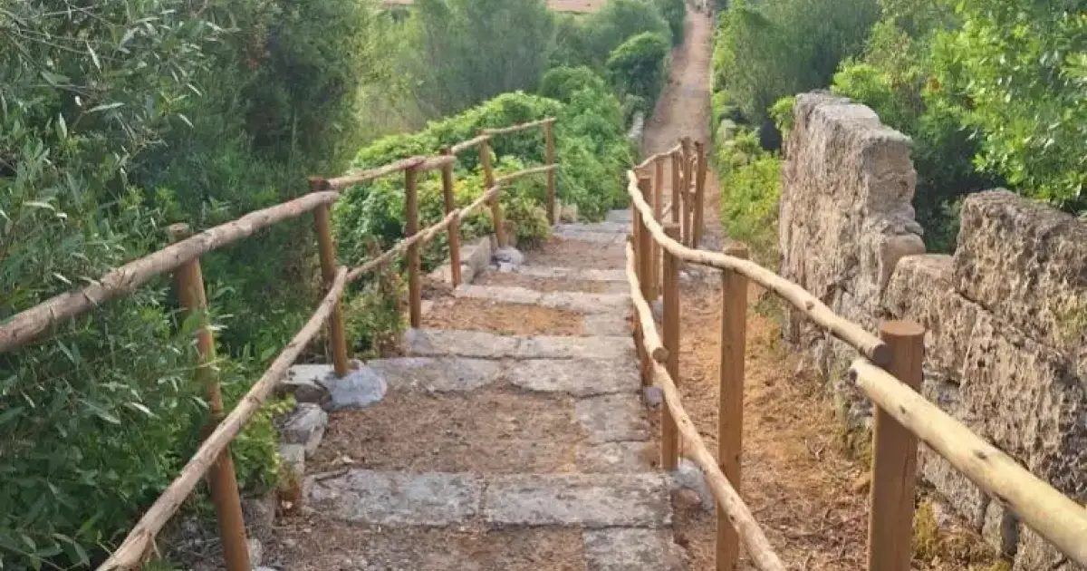 Es Migjorn Gran recupera el Camí des Pou con una restauración de casi 15.000 euros