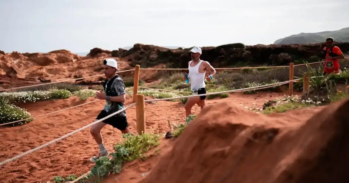 Menorca agota en dos días miles de dorsales para la Trail Camí de Cavalls 2027