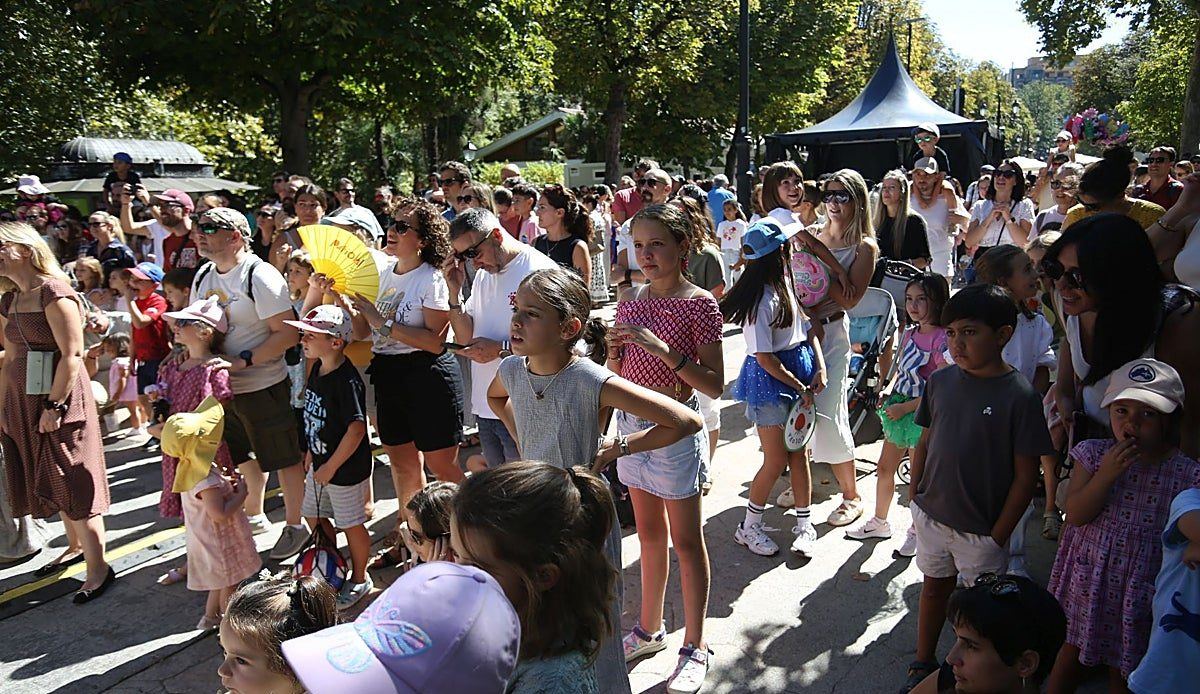 Los niños toman San Mateo: baile, cuentos y un helado como recompensa en el Bombé
