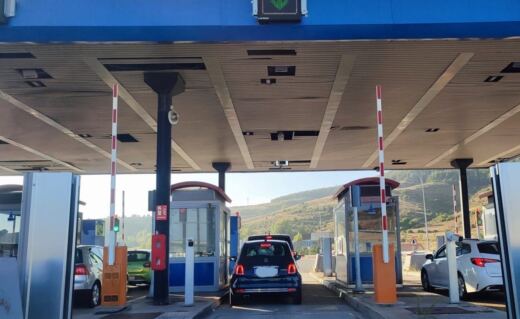 Consumo acusa al Ministerio de Transportes de ponerse de parte de la empresa del peaje del Huerna en lugar de defender a los
