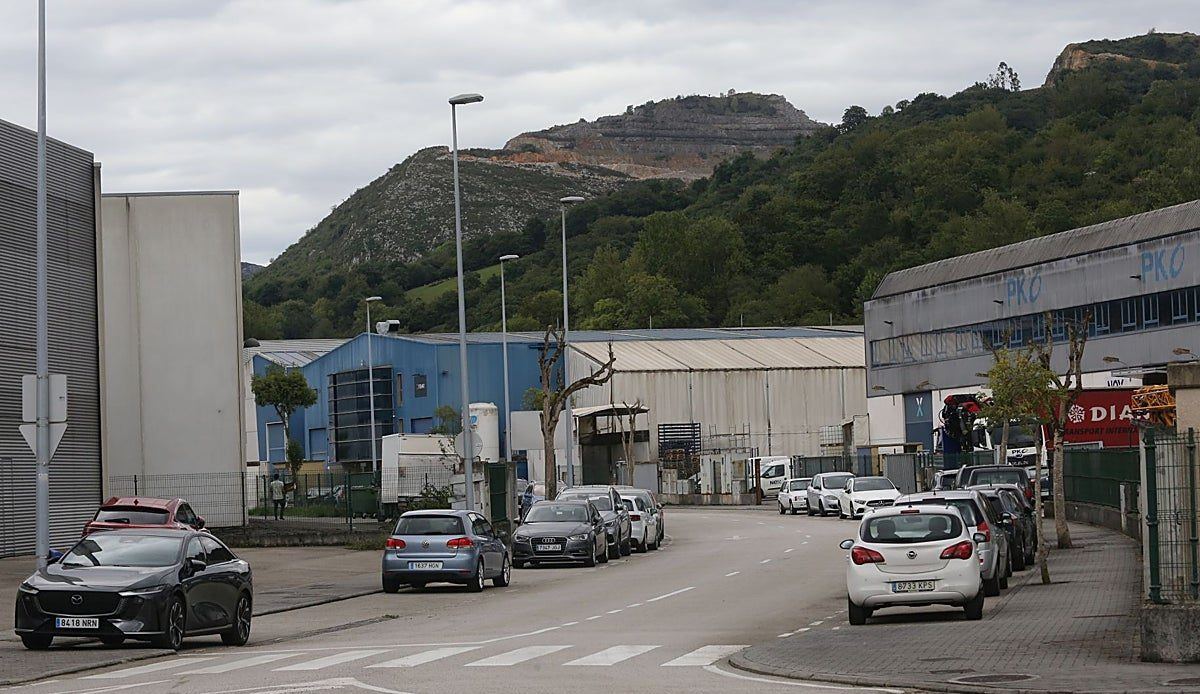 Olloniego refuerza su seguridad con cámaras conectadas a la Policía Local y vende ya el 30% del suelo industrial disponible