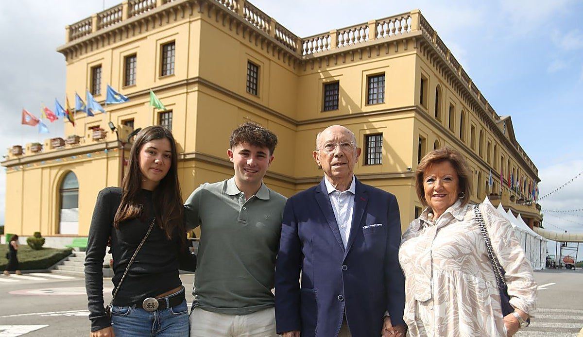 El Centro Asturiano de Oviedo arranca sus fiestas de Covadonga con casi un siglo de historia a sus espaldas