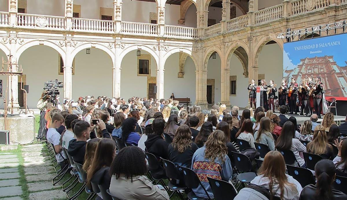 Los alumnos de nuevo ingreso en la Universidad de Salamanca tienen un mes para pedir que les devuelvan lo que pagaron por la