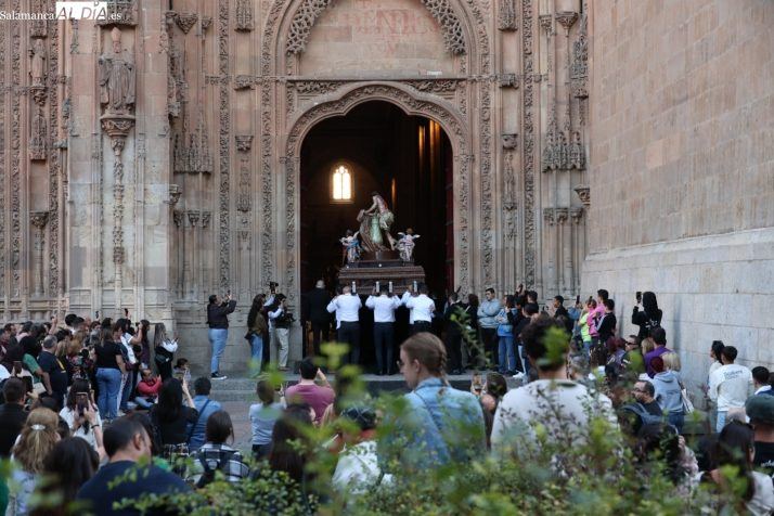 Las cinco imágenes de la Vía Áurea ya reposan en la Catedral de Salamanca tras tres días de traslados solemnes