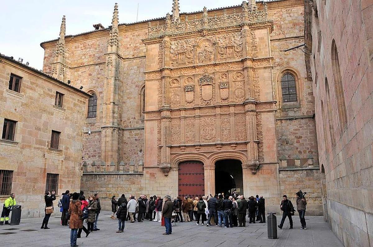 Los socialistas salmantinos acusan a la Junta de engañar a las familias con una gratuidad universitaria que obliga a pagar po