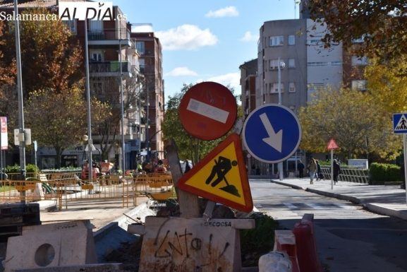 Salamanca amanece este jueves con 14 calles cortadas o restringidas al tráfico por obras y maquinaria pesada