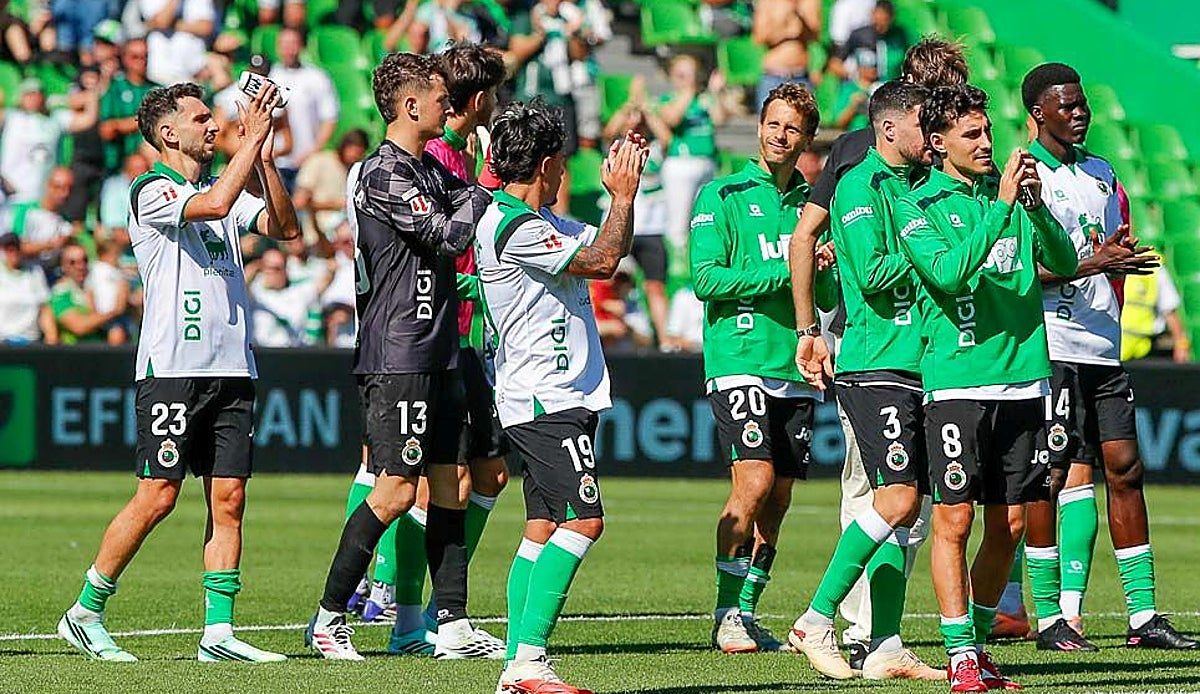 Zabiri firma un doblete y el Racing vuela en Primera con una victoria ante el Alavés