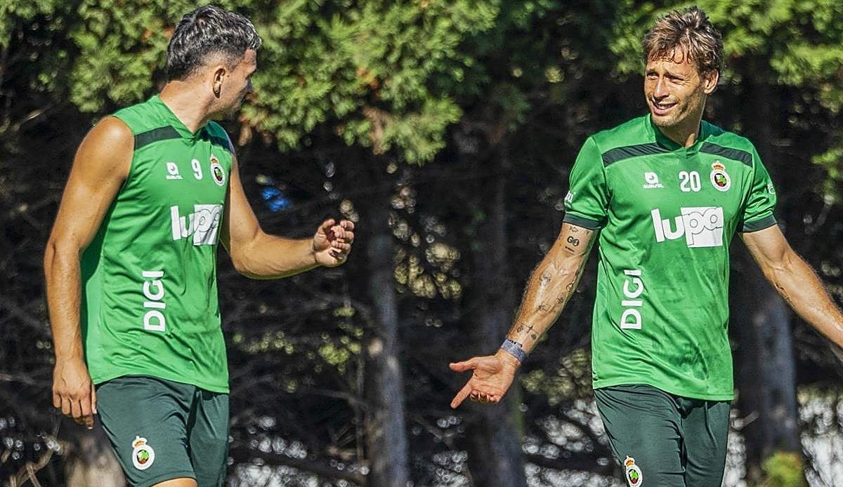 El Racing aprovechará tres semanas sin partidos para recomponerse tras encajar doce goles en dos encuentros