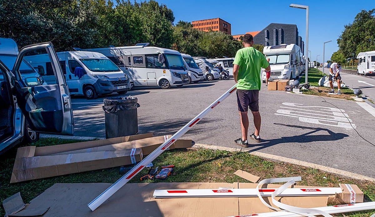 Santander pone precio al paraíso de las autocaravanas en Las Llamas