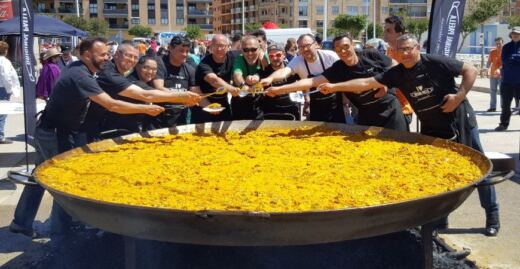 Veinticinco años de lucha por la inclusión: Down Segovia lo celebra con una paella que reúne a toda su comunidad