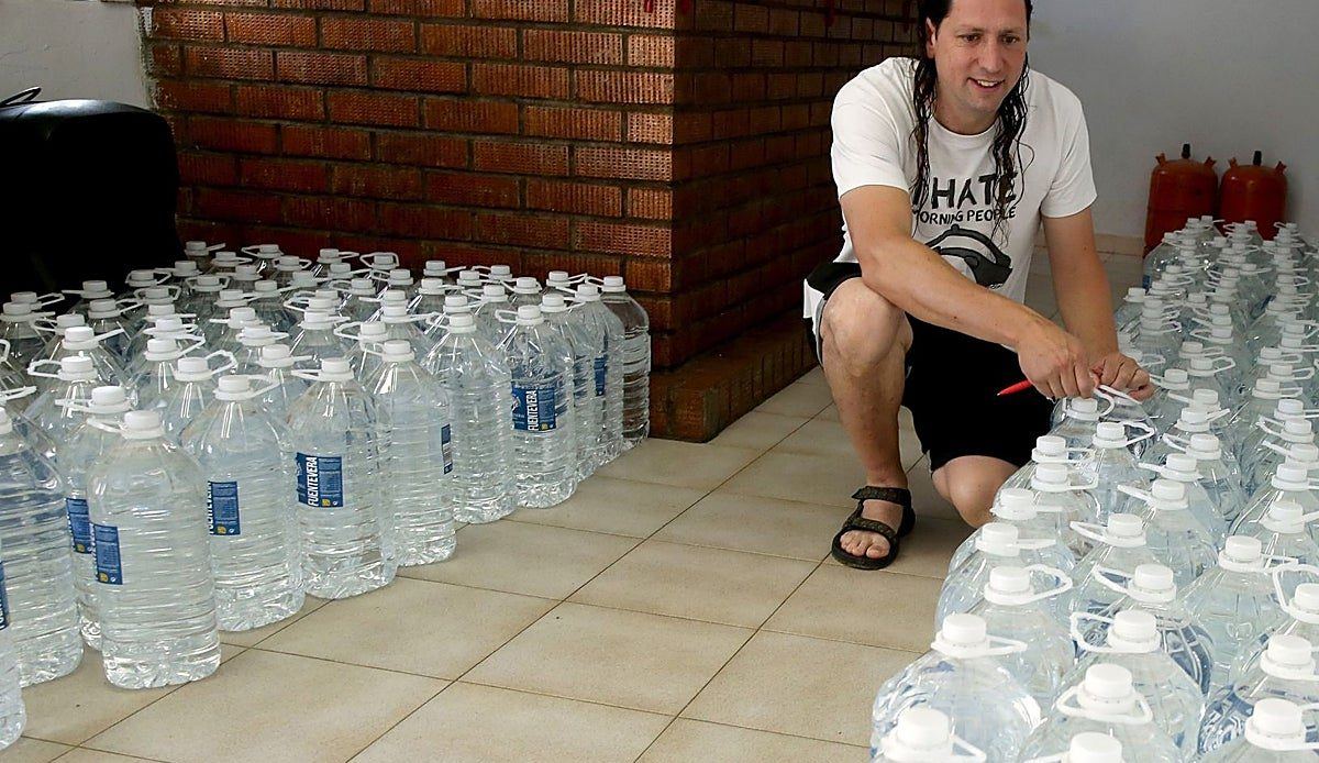 Un alcalde segoviano resuelve solo su crisis de agua y acusa a Somacyl de aprovecharse de los municipios rurales