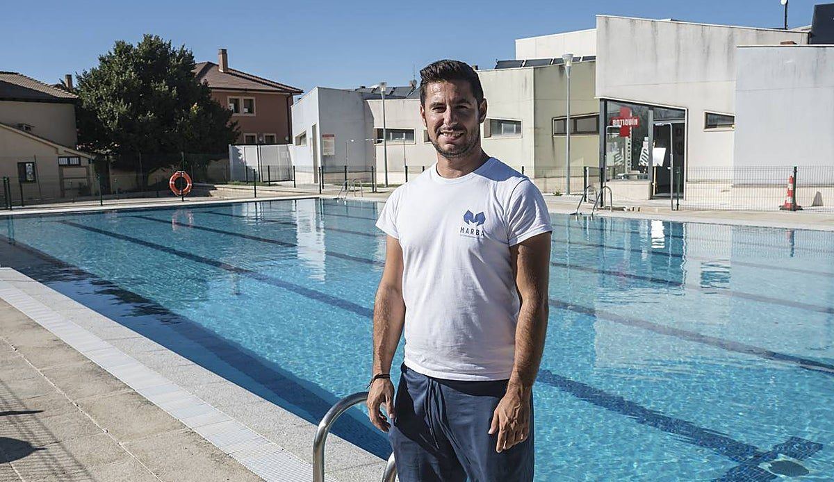 Familiares y amigos al rescate: los pueblos de Segovia luchan por mantener abiertas sus piscinas ante la falta de trabajadore